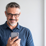 Escribiéndonos al WhatsApp: +569 3484 8425